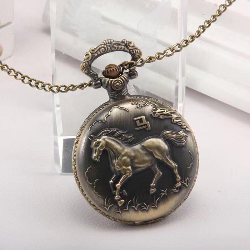 Antique Retro Bronze 12 Animal Quartz Round Case Pocket Watch Necklace with Pendant Chain No Waterproof Holiday Gift