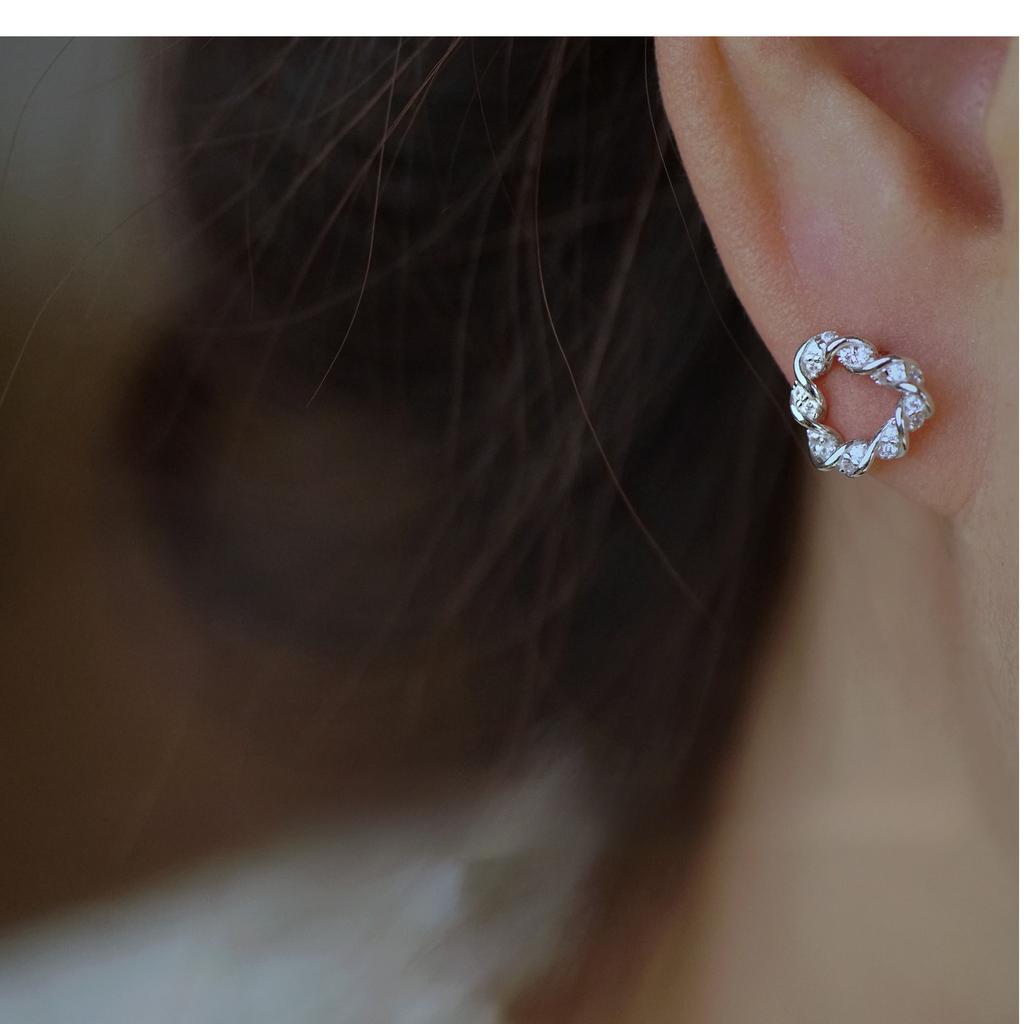 S999 Pure Silver Stud Earrings Female Twisted Geometric Triangle Light Luxury Hollow Niche Refined Wild Earrings