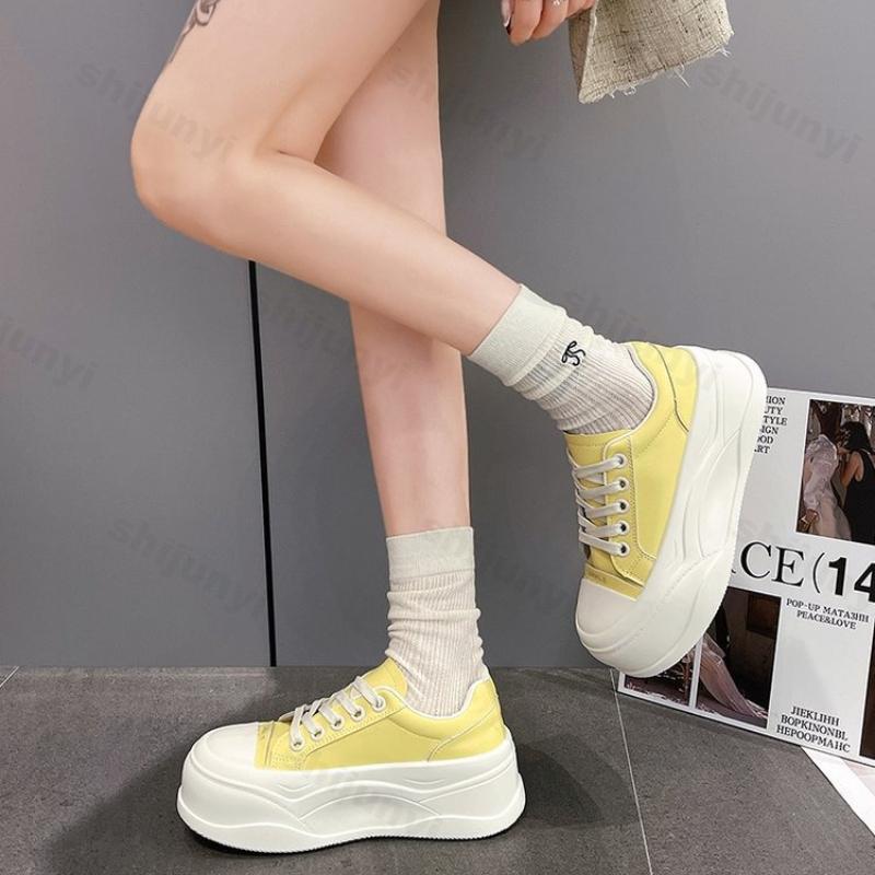Modische Damen Plateau Freizeitschuhe 2025 Frühling Herbst Neu Höhensteigerung Outdoor Rutschfest Flache Schuhe Mode Kreuzgebunden Halbschuhe