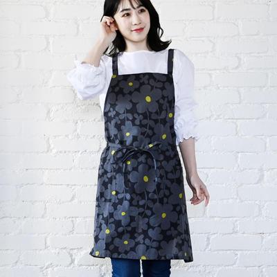 [Rep] Women's Nordic Apron with 2 Pockets Floral Pattern Stylish Abitual BK 554449-MAIL Present Mona (Black) Length 73cm
