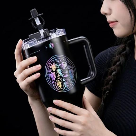 BT21 Hologram Tumbler 300oz