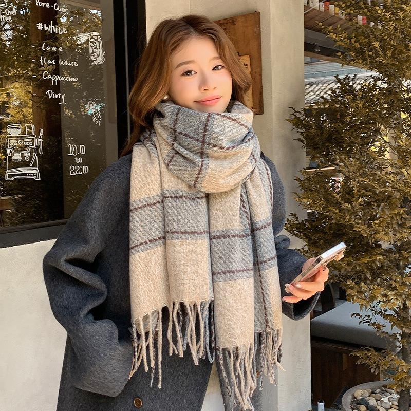 Plaid scarf women's autumn and winter new high-end shawl scarf to keep warm student couple thickened