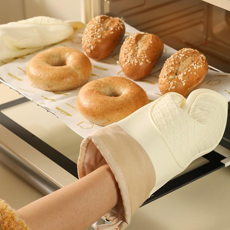 Hitzebeständige Silikon-Ofenhandschuhe: Fünf-Finger-Verbrühschutz, verdickt für Hochtemperatur-Backen und Mikrowellengebrauch.