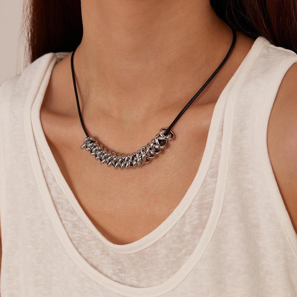 Titanium Steel Necklace for Men and Women - Fashionable, Trendy, and Versatile Design