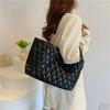 Stylish Large Capacity Tote Bag For Women Perfect For School And Daily Use