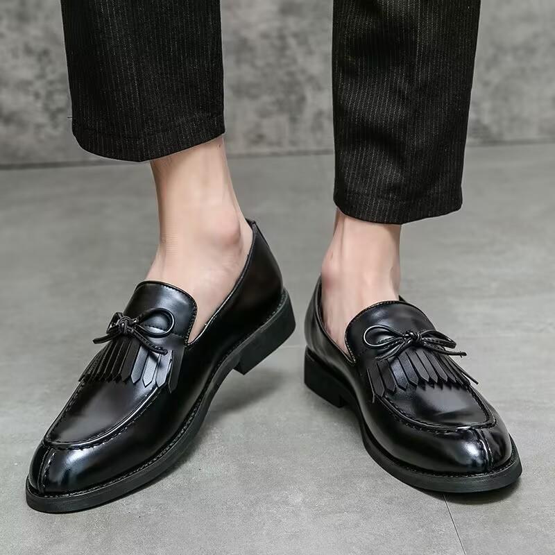 Fashion Men's Casual Leather Shoes Men Classic British Style Tassels Loafers Moccasins Mens Party Wedding Flats