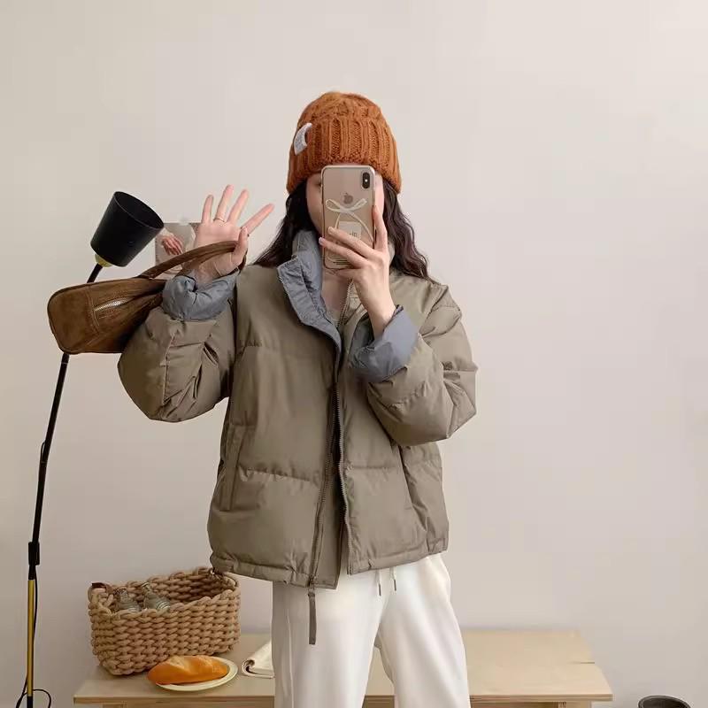 Women's 2025 Winter Korean Style Short Down Jacket, Thickened Stand-up Collar, Petite All-match White Duck Down Color Block Puffer.