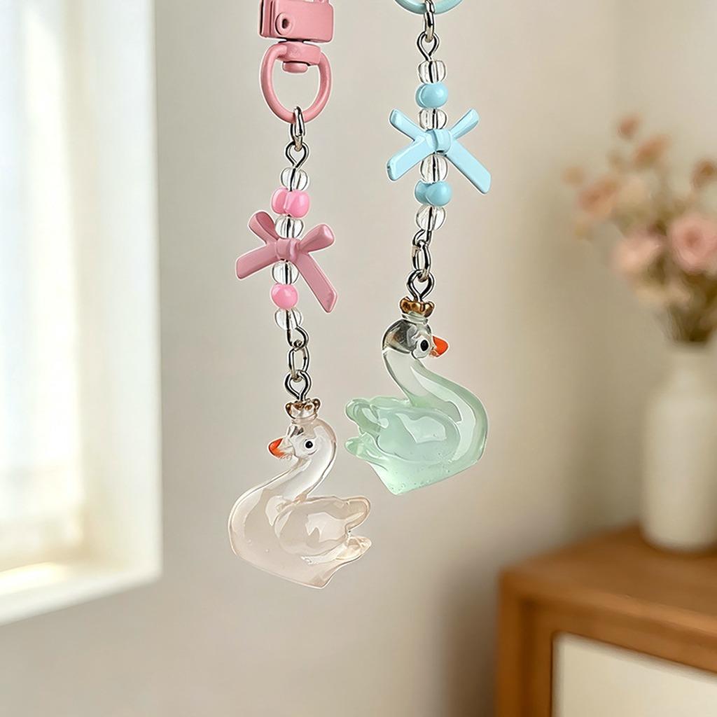 Resin Bow Pendant Delicate Cute Keychain Accessory Swan Bag Charm Versatile Glow In The Dark Swan Keychain For Small Gift Purse