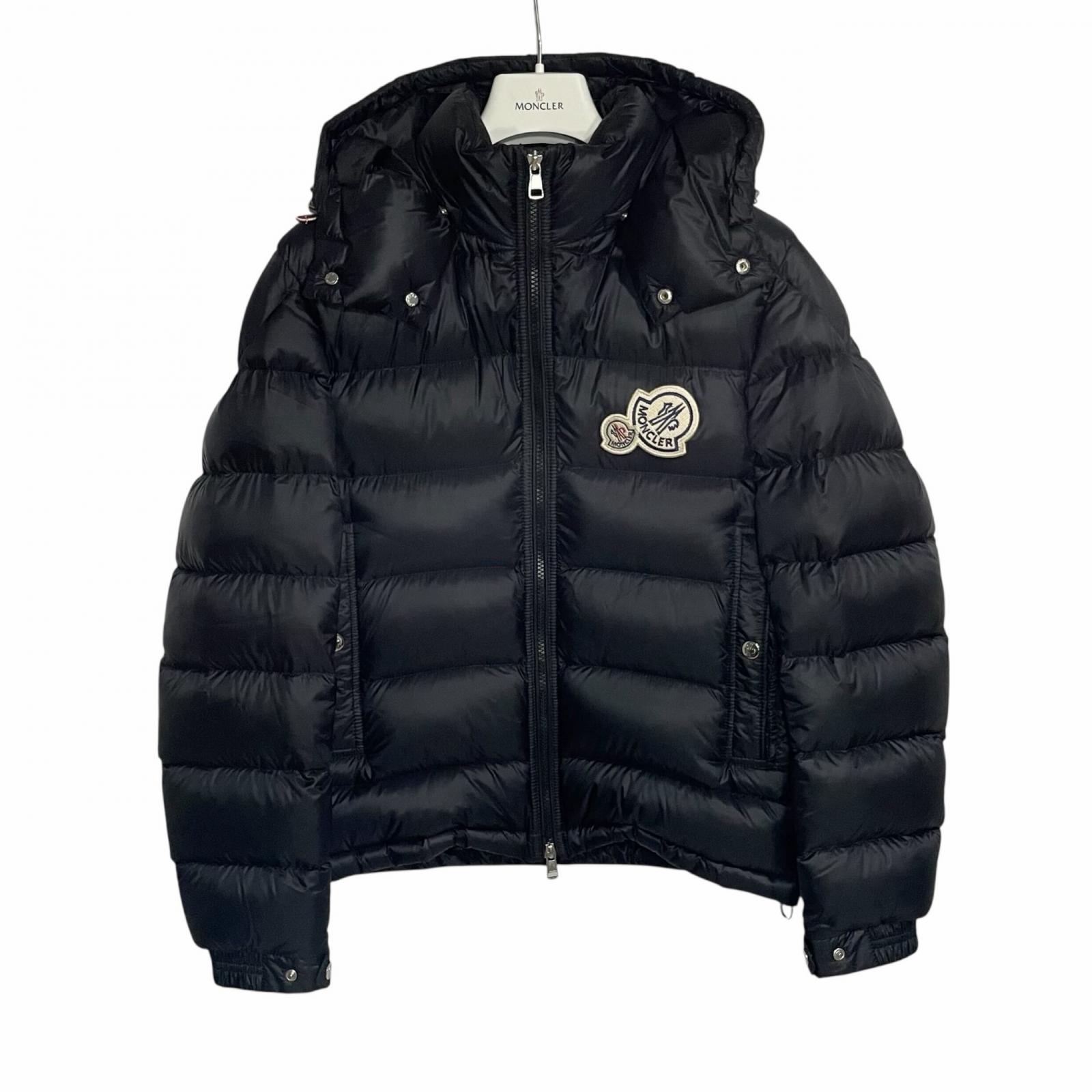 

Used MONCLER BRAMANTDown jacket black Nylon mens