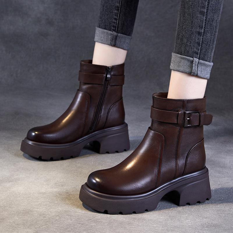 Women's Thick-Soled Leather Chelsea Boots – Autumn/Winter British Style with Round Toe and Buckle detailing.