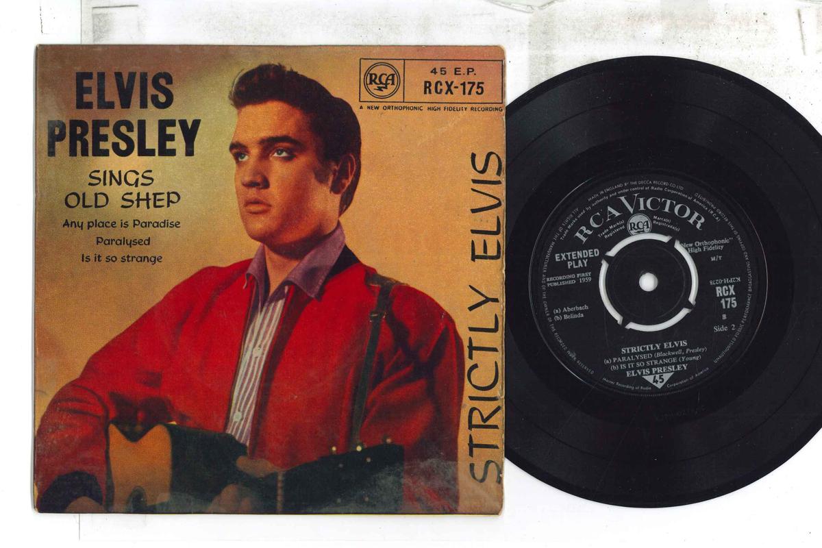

7inch Record ELVIS PRESLEY - Strictly Elvis RCX175 RCA 1960 UK Rock Used