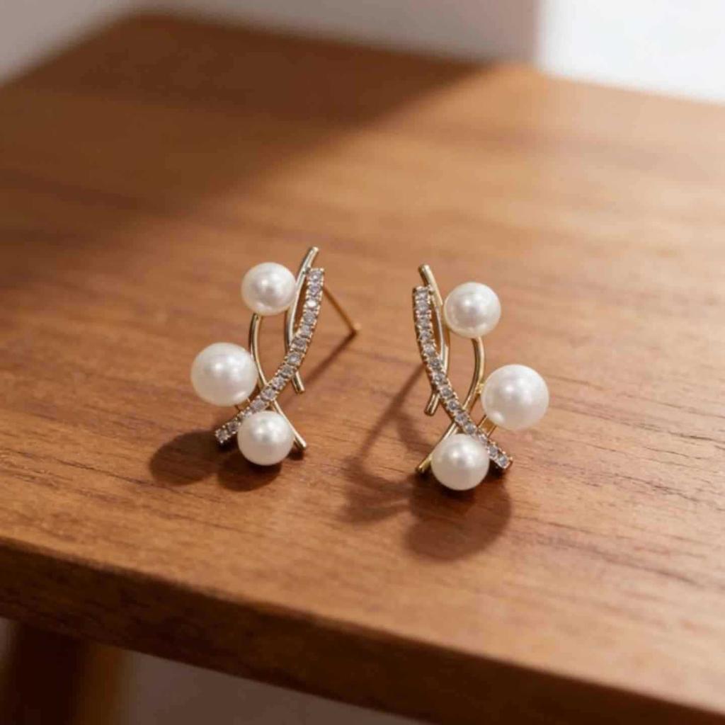 Exquisite and compact pearl cross-set diamond metal earrings fashion temperament light luxury versatile earrings