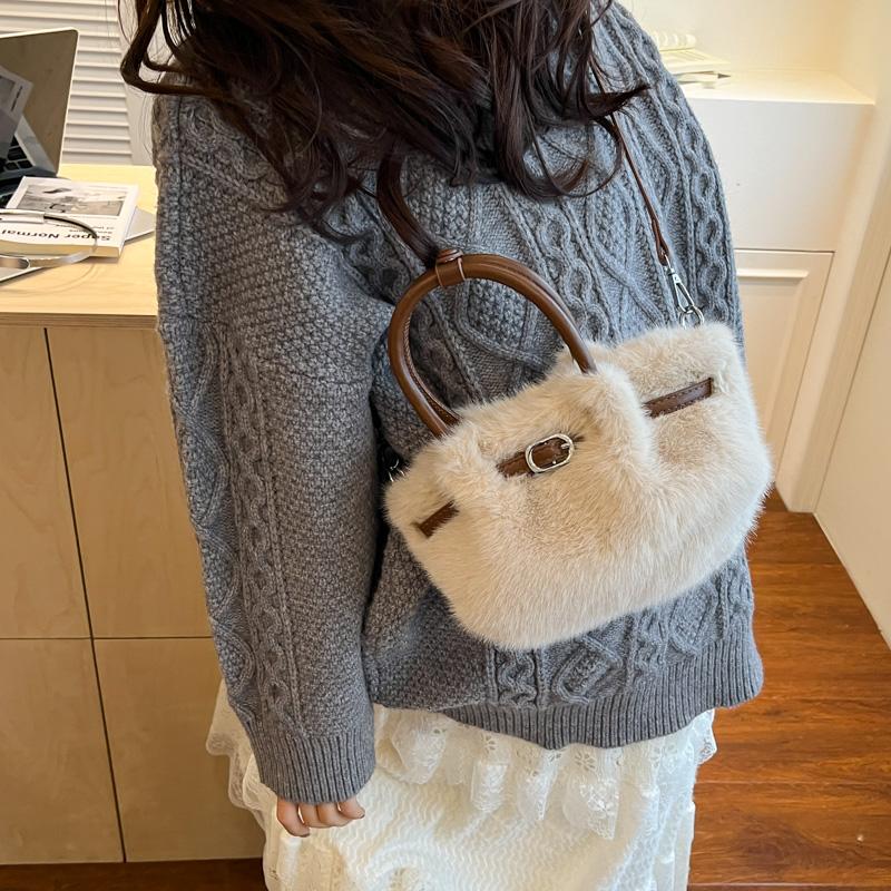 Commuter Messenger Bag Plush Bag Women's Shoulder Bag