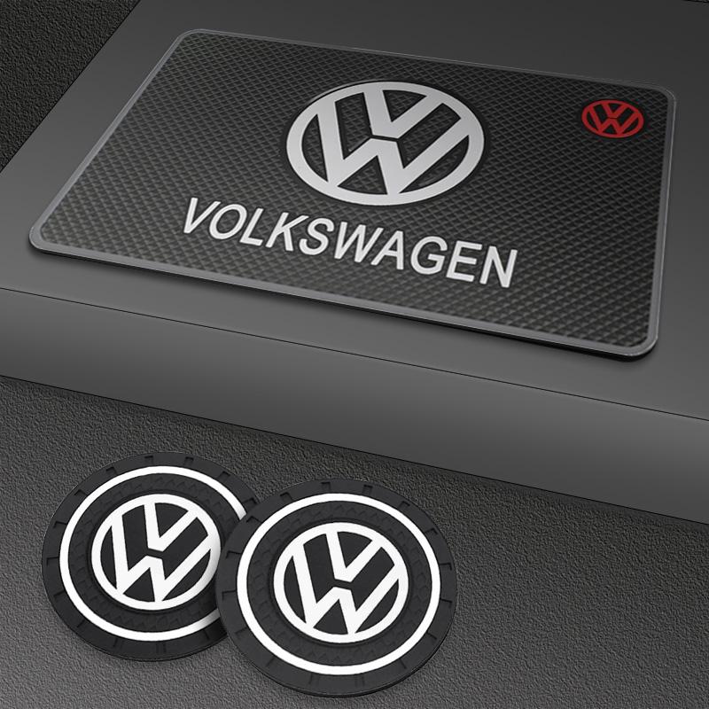 Car Coaster Mat Water Cup Pad PVC Silicone Non-Slip Pad Emblem Auto Accessories For Volkswagen VW GTI Polo Golf Passat Scirocco tik077