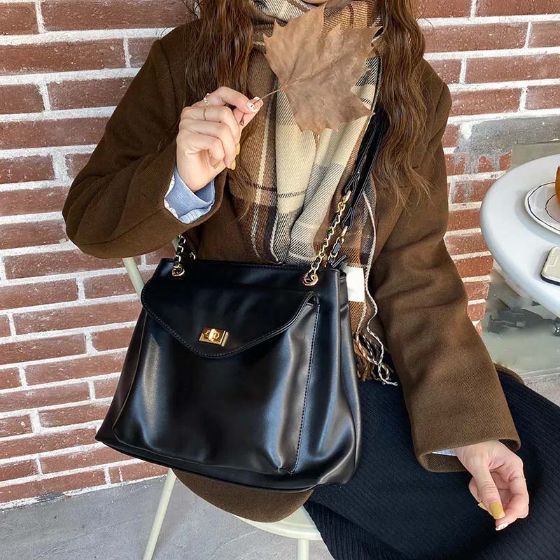 Women's Shoulder Bag Korean Fashion Large Capacity Simple Retro Satchel Versatile One Shoulder Diagonal Tote Bag