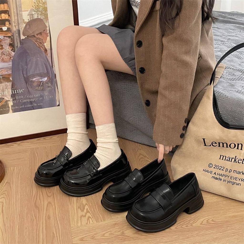 Sweet sister college style small leather shoes spring and summer 2025 new thick-soled Japanese jk loafers black versatile single shoes