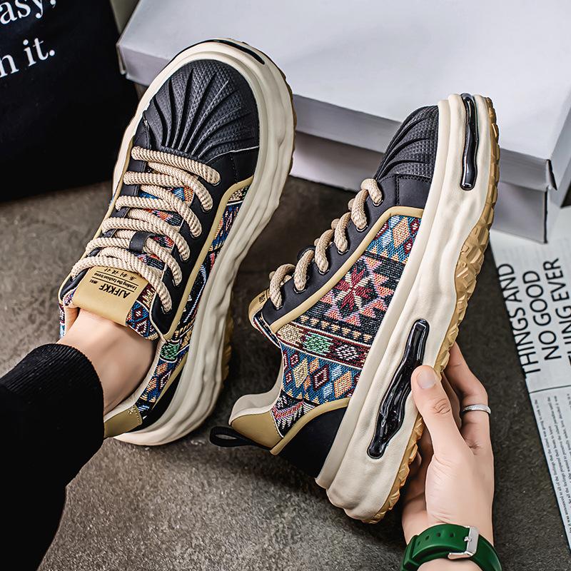 

European station skateboard shoes soft-soled casual shoes 2025 spring new breathable canvas trend versatile ins men s shoes 44 чорний