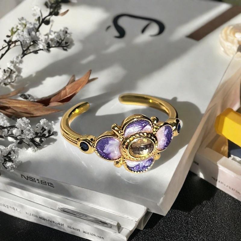 High-End Brown Colored Treasure Retro Flower Enamel Purple Dripping Oil Opening Ring Medieval French Retro Ring Woman