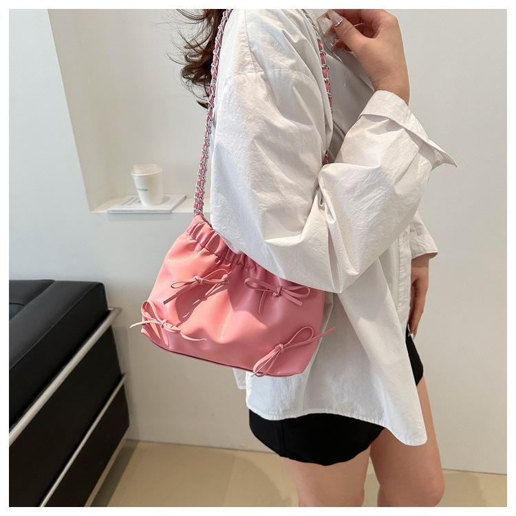 Trendy Ruched Faux Leather Bucket Bag for Women, Fashion Chain Shoulder Crossbody Hobo Purse, Casual Chic Handbag