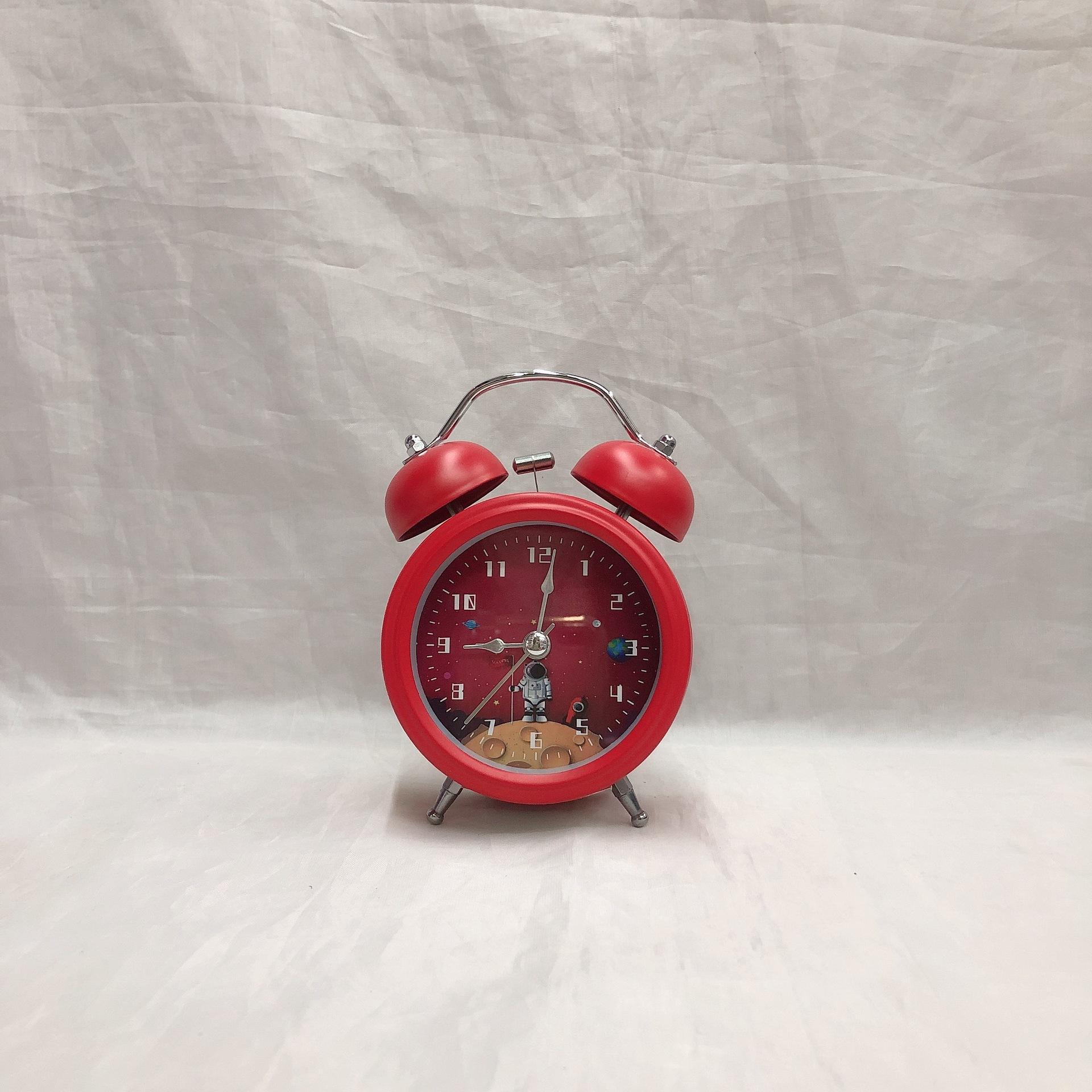 

3-дюймовый мультяшный металлический колокольчик темного цвета астронавт астронавт с ночниками Студент