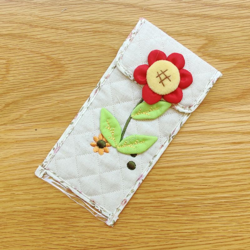 

Новинка Чехол для пульта из ткани ручной работы Пластиковая поверхность Водонепроницаемый Защитный чехол для пульта дистанционного управления Особенно подходит для тех, у кого слабый сигнал Sunflower small size