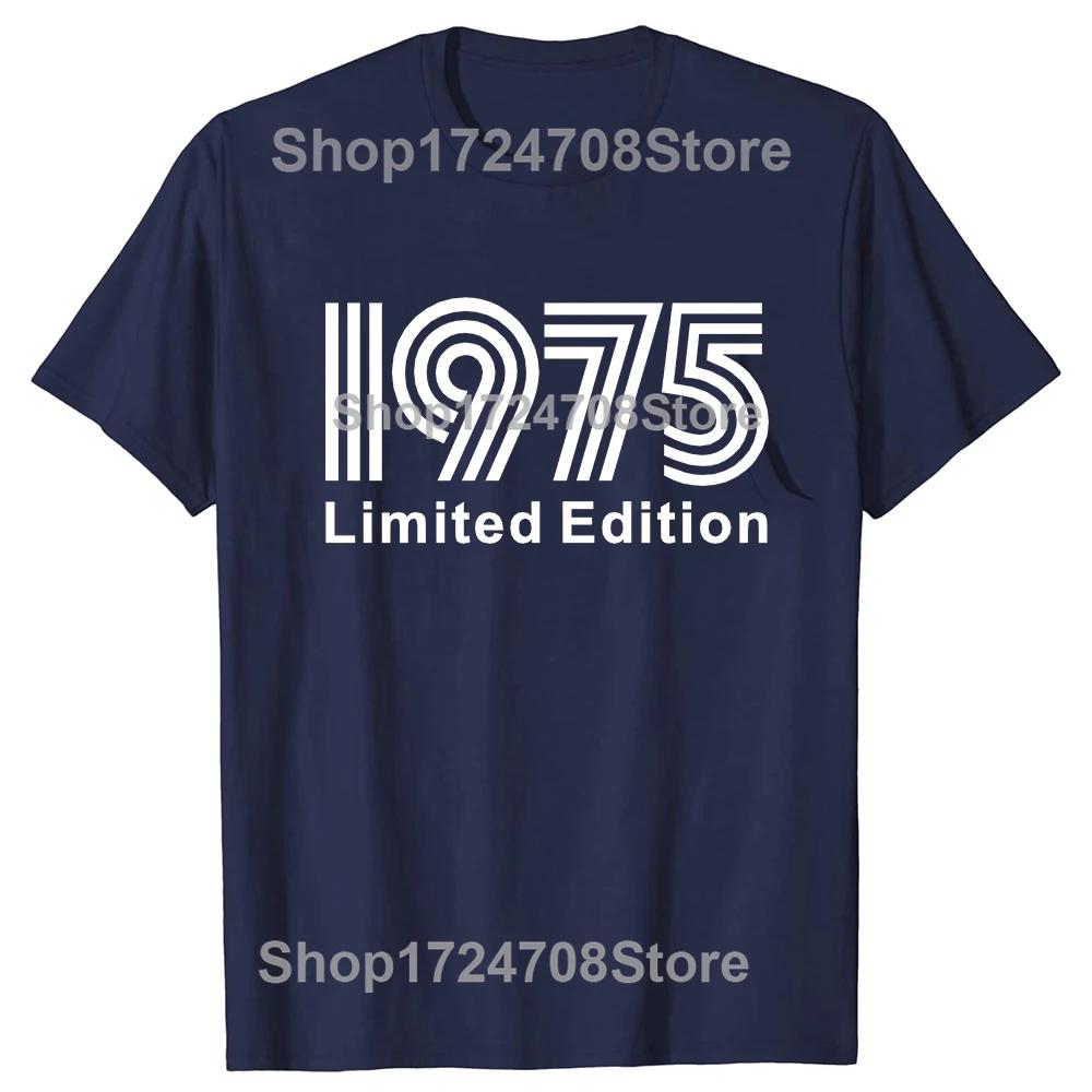 Novelty Born In 1975 Vintage T Shirts Graphic Cotton Streetwear Short Sleeve Birthday Gifts 50 Years Old Tshirt Mens Clothing
