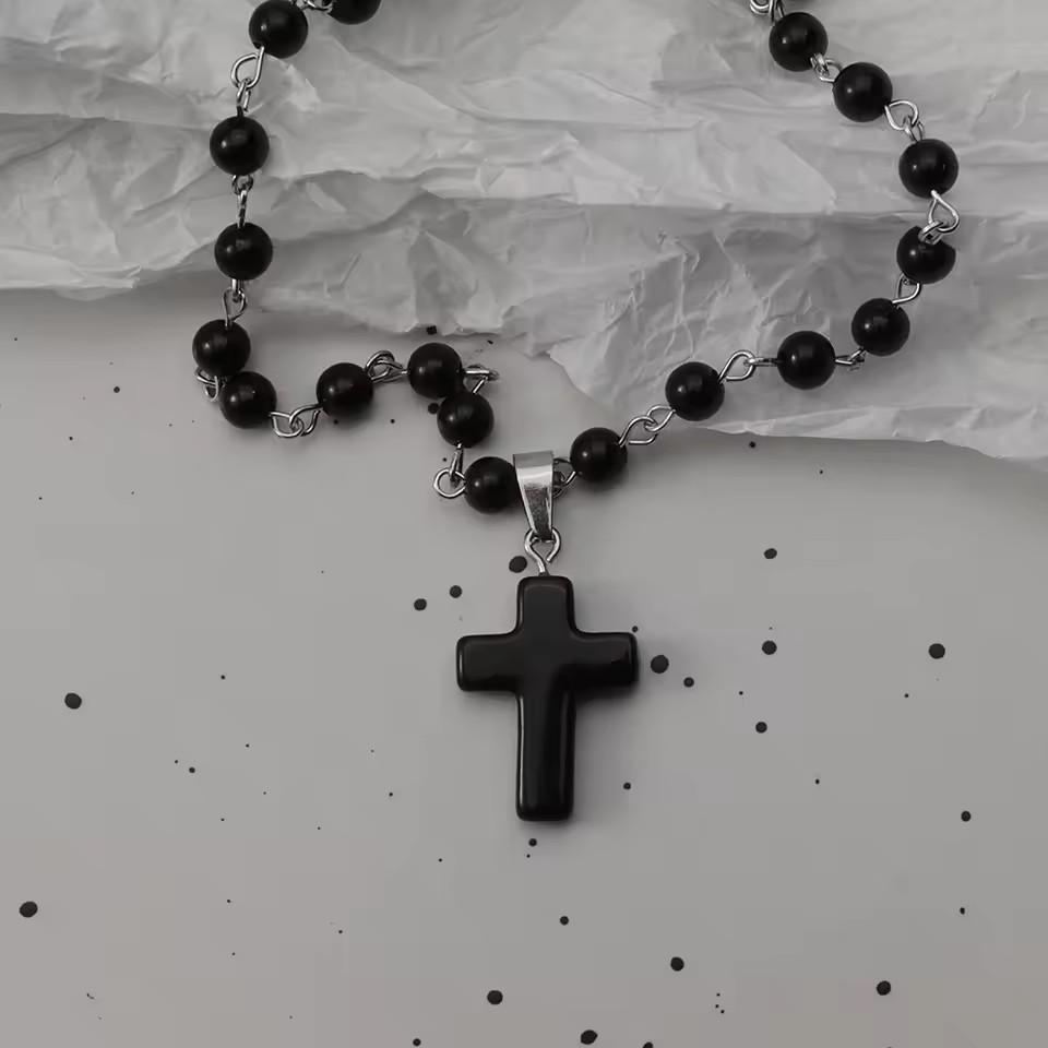 Gotische Vleermuis Kruis Donker Hanger Ketting Set, Y2K Gepersonaliseerde Doorn Liefde Zwarte Kraal Gestapelde Ketting Set, Geschikt als Halloween G
