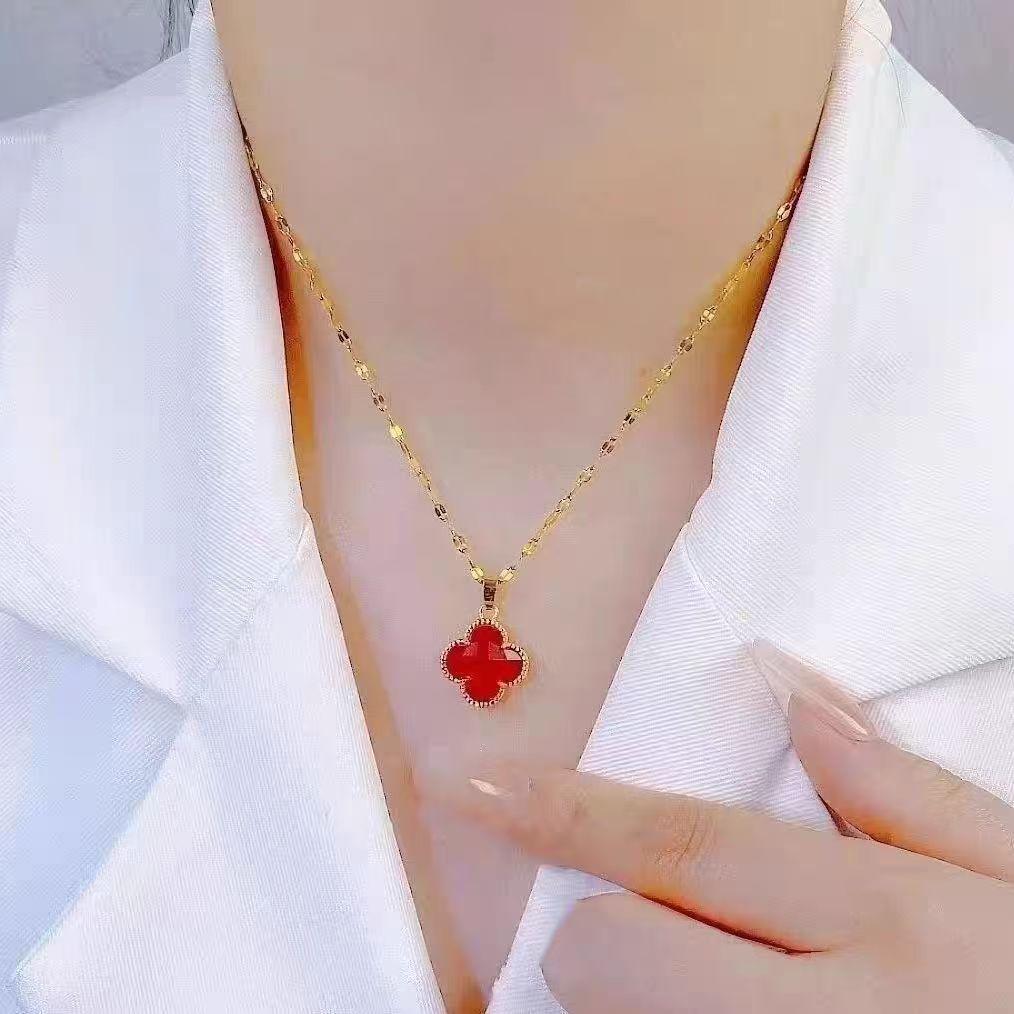 Four-Leaf Clover Necklace Female Design Light Luxury Simple Lace Pendant Collarbone Chain