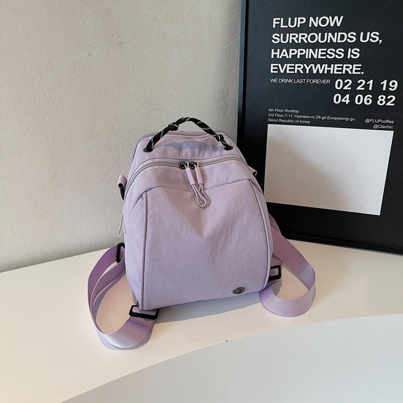 Simple texture trend casual foreign style niche design backpack 2025 summer new personalized women's backpack