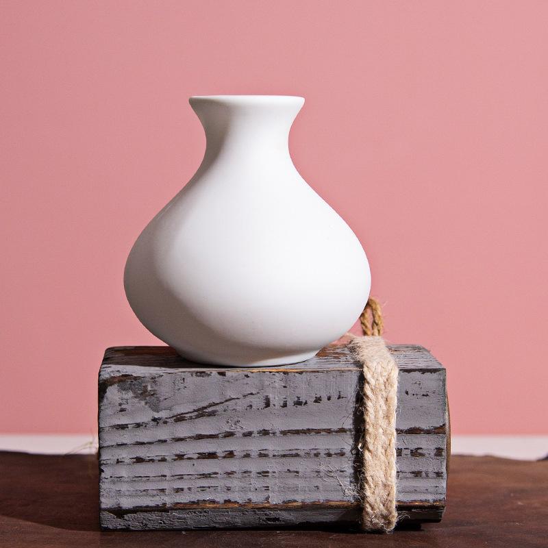1PC Creative White Brushed Ceramic Vase Modern Flower Arrangement Vase White Ceramic Small Vase Living Room Crafts Home Decor
