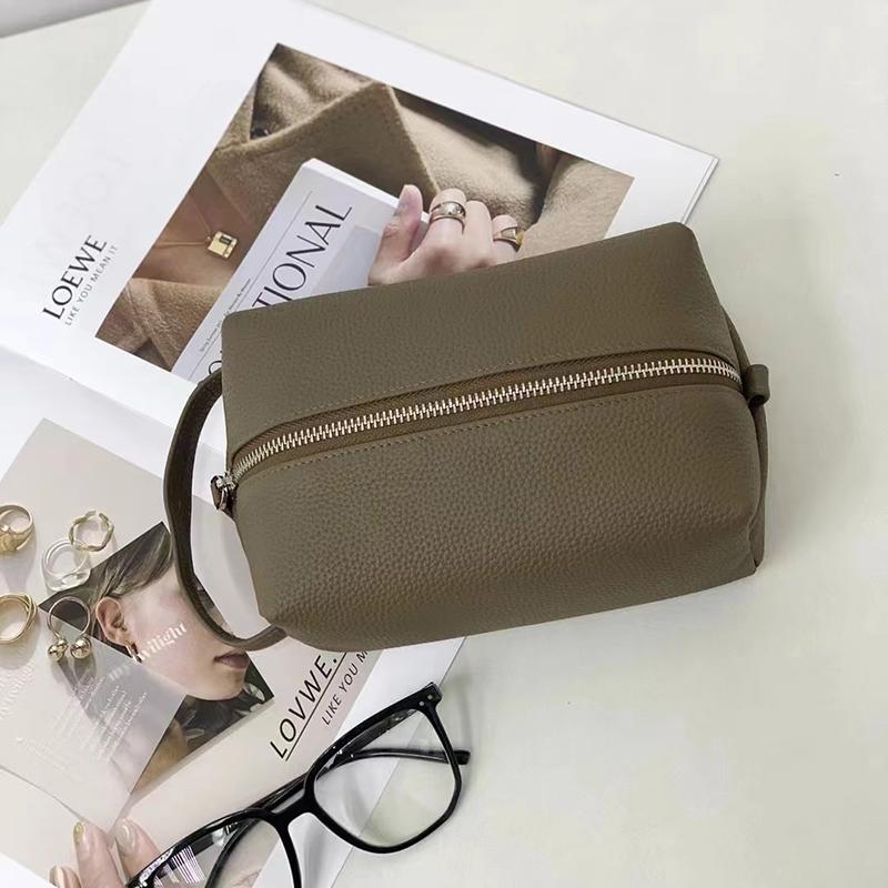 High Quality Soft Solid Color Leather Makeup Storage Pouch Portable Sport Outdoor Cosmetic Bag for Travel Handle Wash Bag