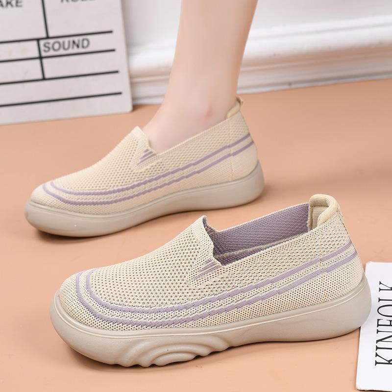 Spring and Autumn Old Beijing New Women's Shoes Fashion Casual One-pedal Mom Shoes Lightweight Flat Bottom Non-slip Comfortable Walking Shoes