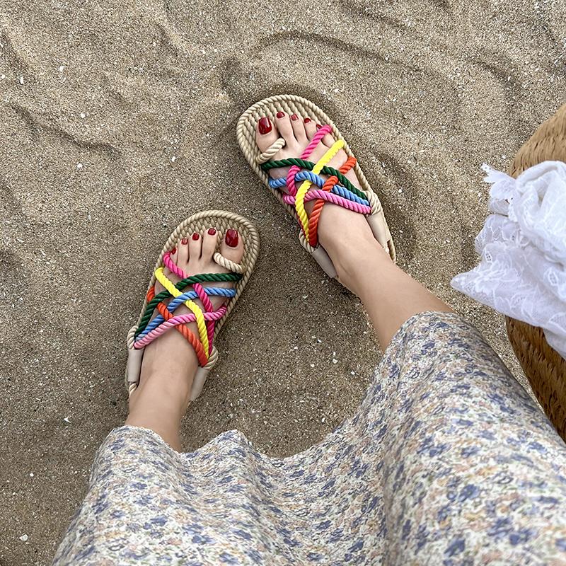 Fashion 2025 NEW Summer Women Comfortable and Elegant Sandals Low Heels Basic Sandals Women Slippers Beach Sandals Women