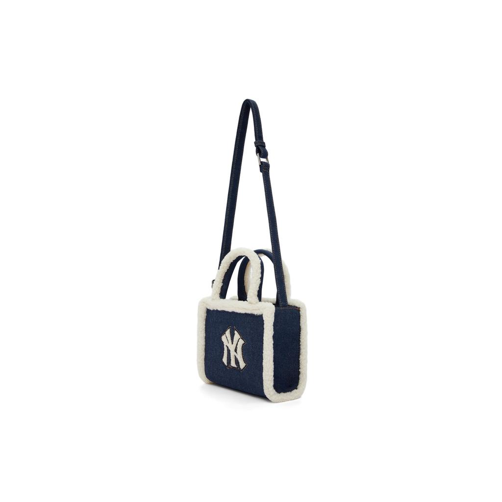 MLB 24FW New York Yankees Texture NY Logo Autumn Winter ORS07 Lamb Fleece Tote Crossbody Shoulder Bag Shopping Bag Handbag 3AORS0746-50NYD