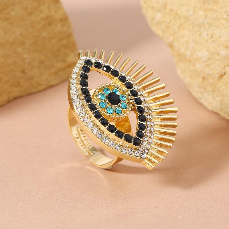 European & American Style Exaggerated Handcrafted Devil's Eye Ring with Colored Diamonds for Women