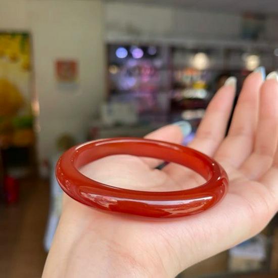 A-Grade Brazilian Red Agate Round Bangle Bracelet - Retro Women s Pure Red Chalcedony Jade Hand Jewelry 62-63