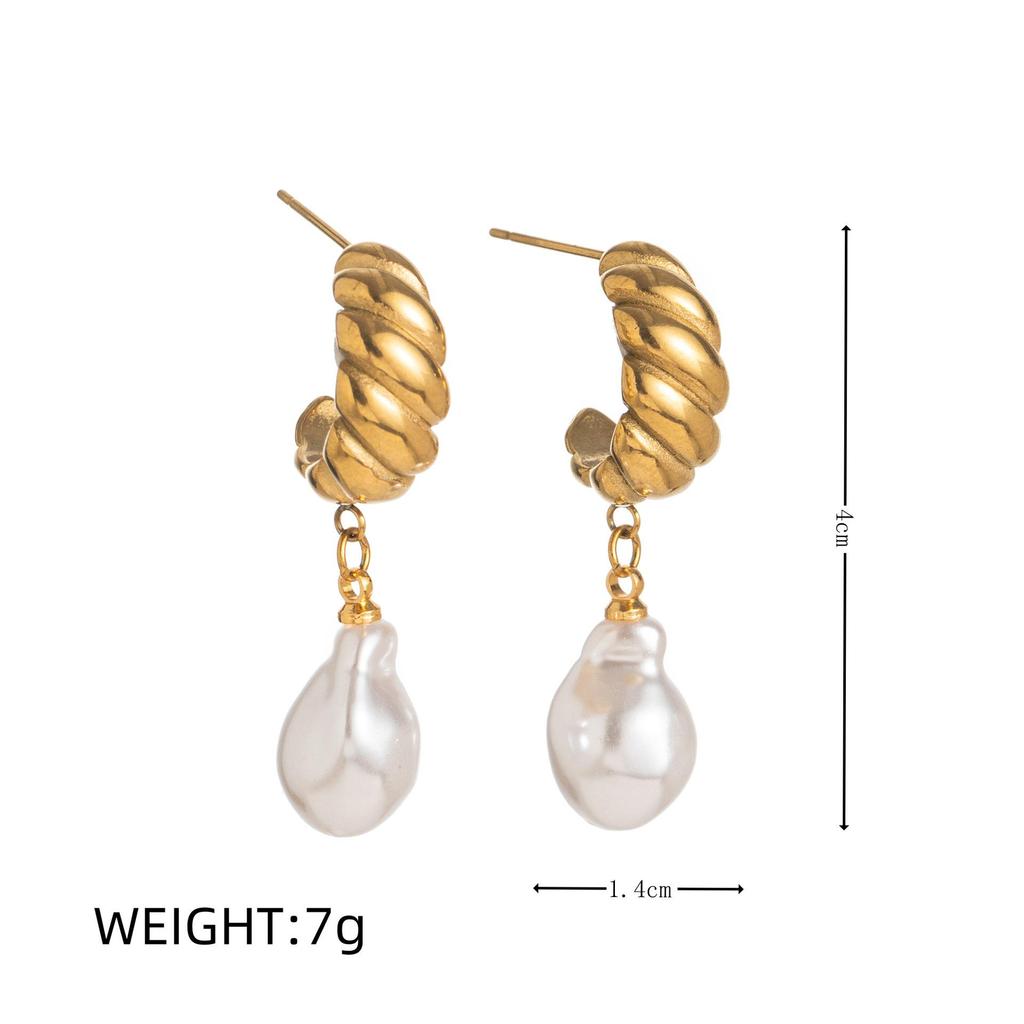 European-American Irregular Pearl Stud Earrings: INS Design, Elegant Gold-Plated, 18K Gold Color Retention