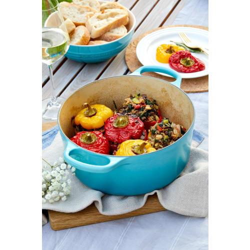 Le Creuset Cast Iron Enamel Cocotte Ronde Pot, 24 Cm, Caribbean Blue, Gas, Induction, and Oven Compatible [Official Japanese Product]