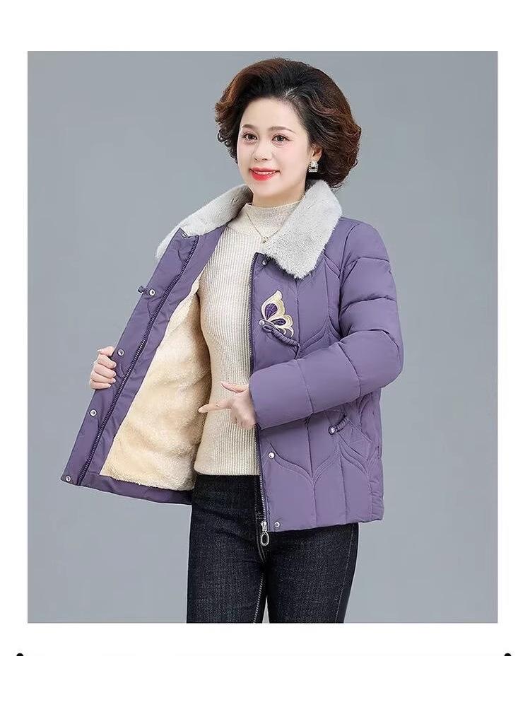Middle-Aged Women's Winter Coat: Velvet Lined, Thick Cotton Jacket for Elderly, New Style Autumn/Winter Clothing.