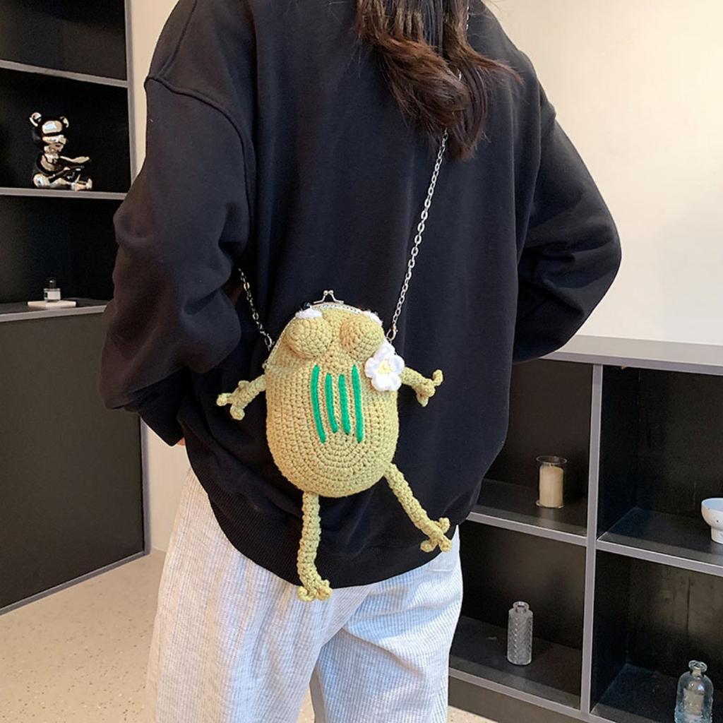 2025 NEW Cute Frog Shape Clip Bag Funny Cartoon Women Girl Mini Knitting Messenger Bag Chain Single Shoulder Crossbody Bag