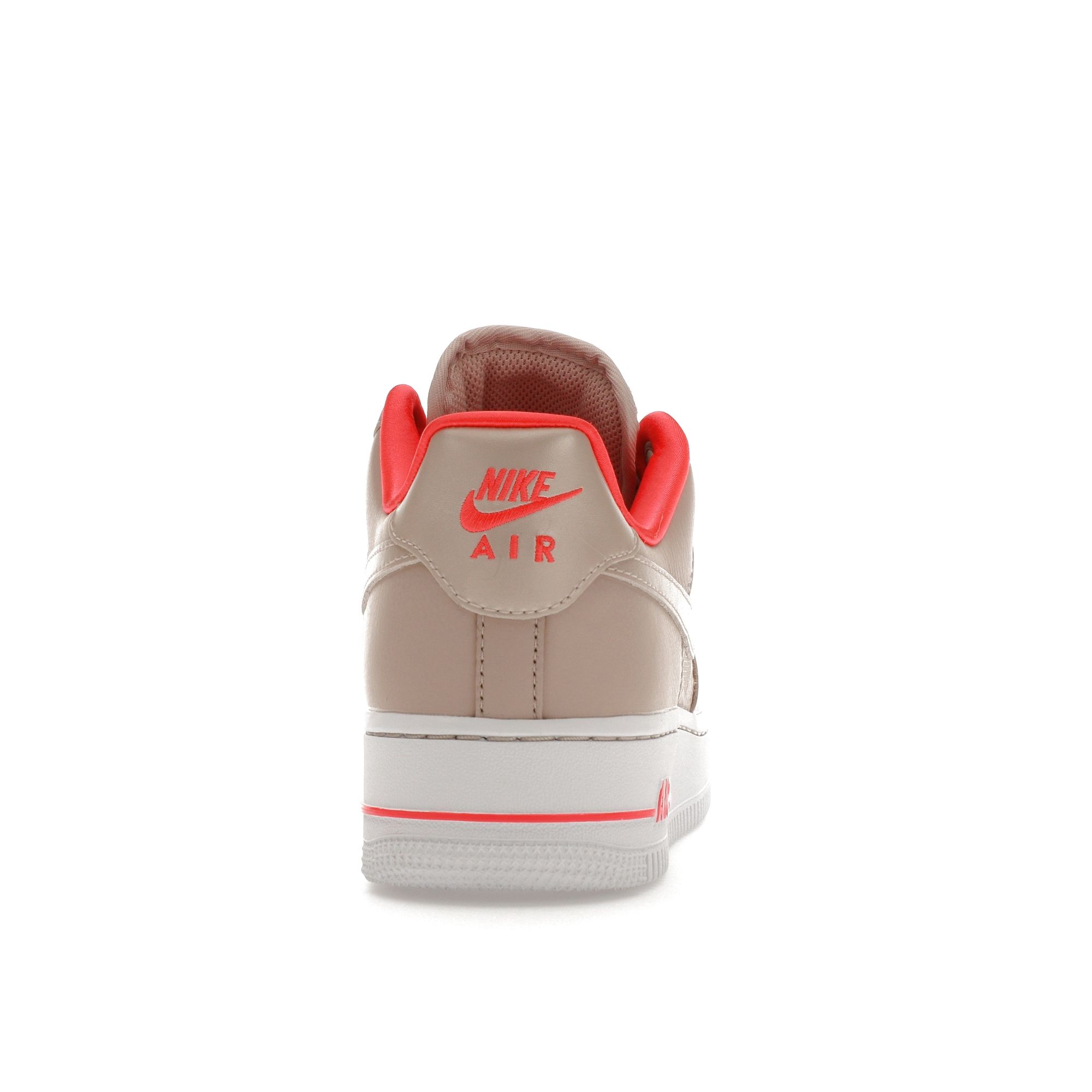 Женские кроссовки Nike Air Force 1 07 Fossil Stone Laser Crimson Pink White DQ7782-200 — фото 6