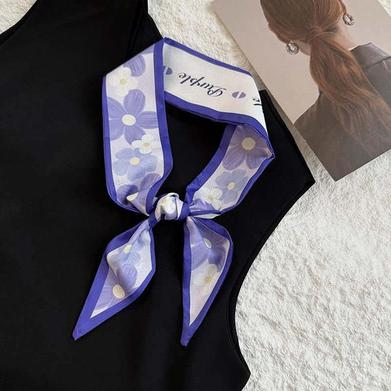 Luxury  Scarf Red Stripe Printing Women Scarf Bag Hair Skinny Silk Scarves Lady Foulard Neckerchief Headband