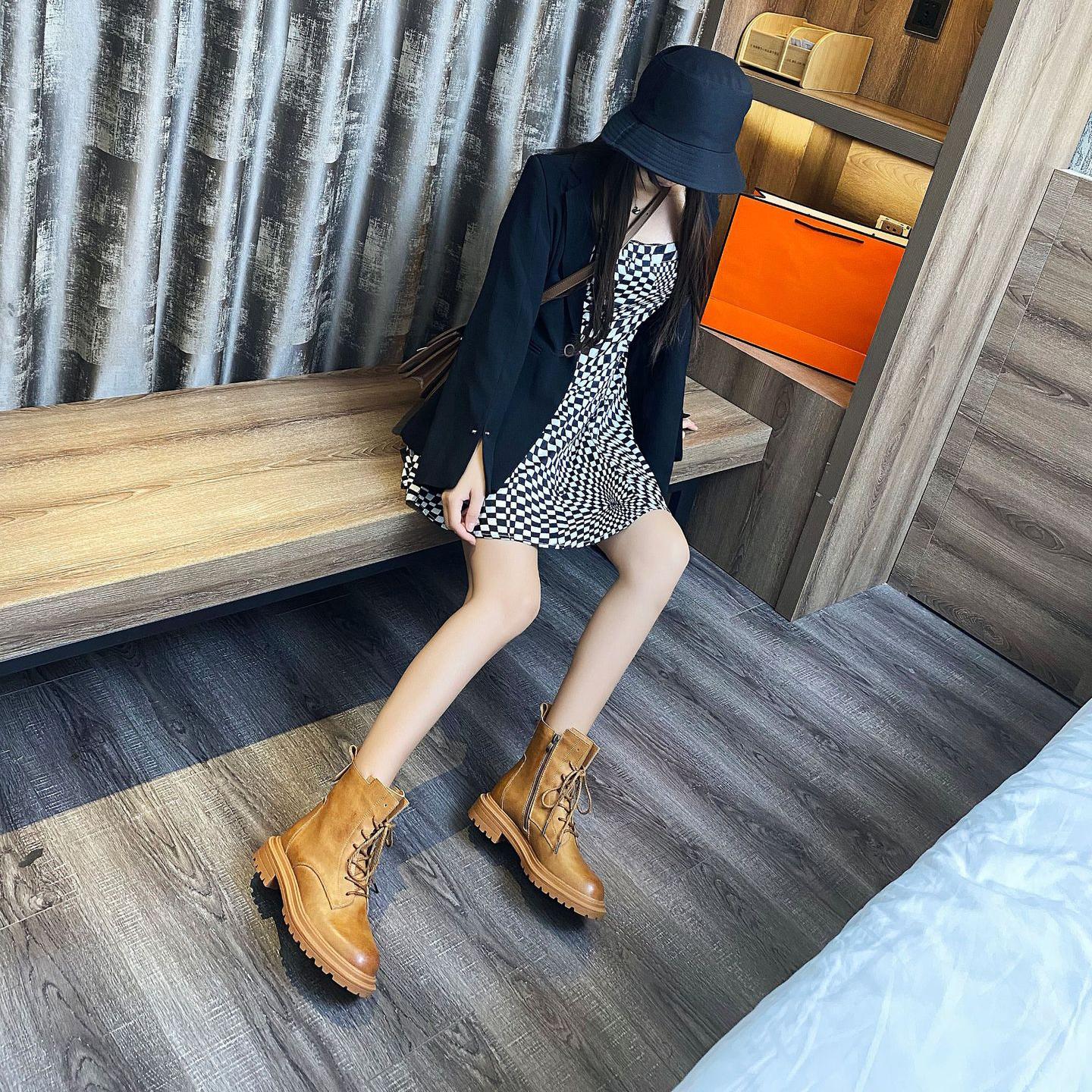 Женские ботинки — фото 8