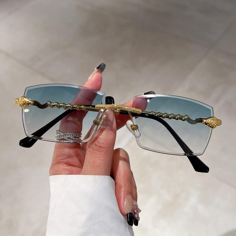Luxury Vintage Rimless Sunglasses Women Fashion Trendy Snake Frame Gradient UV400 Sun Glasses For Men And Women