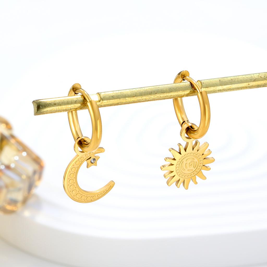 Romantic Asymmetric Stainless Steel Gold Color Sun Moon Pendant Drop Earrings for Women Shiny Zirconia Earrings Trendy Jewelry