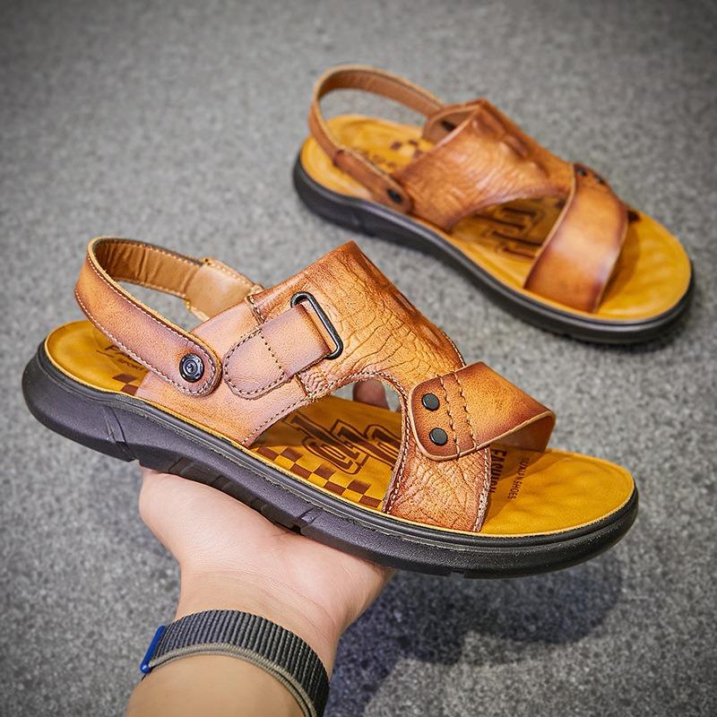 Fashion Summer Fashion Leather Men's Sandals Designer New Slip-on Soft Sole Outdoor Beach Man Shoes Indoor Casual Male Slippers