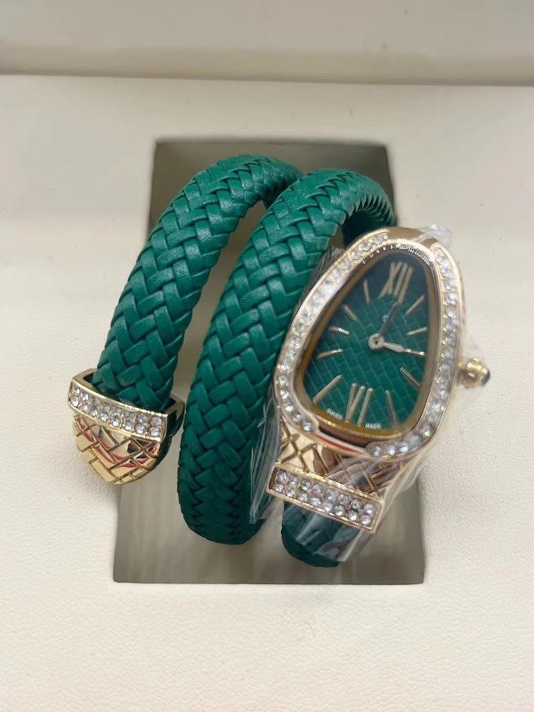 Baoge neue schlangenförmige, mit Diamanten besetzte Damen-Business-, Mode-, Freizeit-Quarz-Temperament-Damenuhr