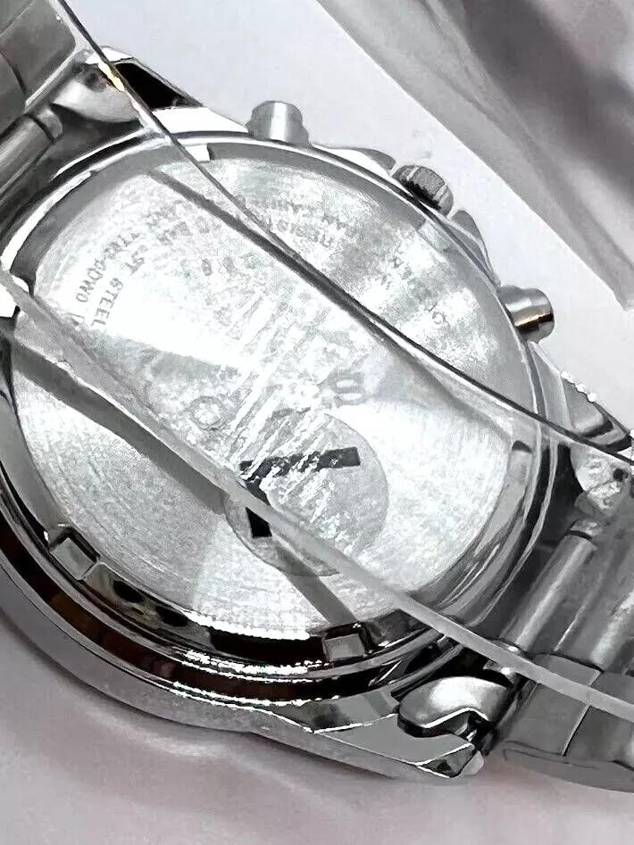 Seiko SBTQ039 Chronograph Watch Quartz White Dial Round Shape 38.5 mm 198mm