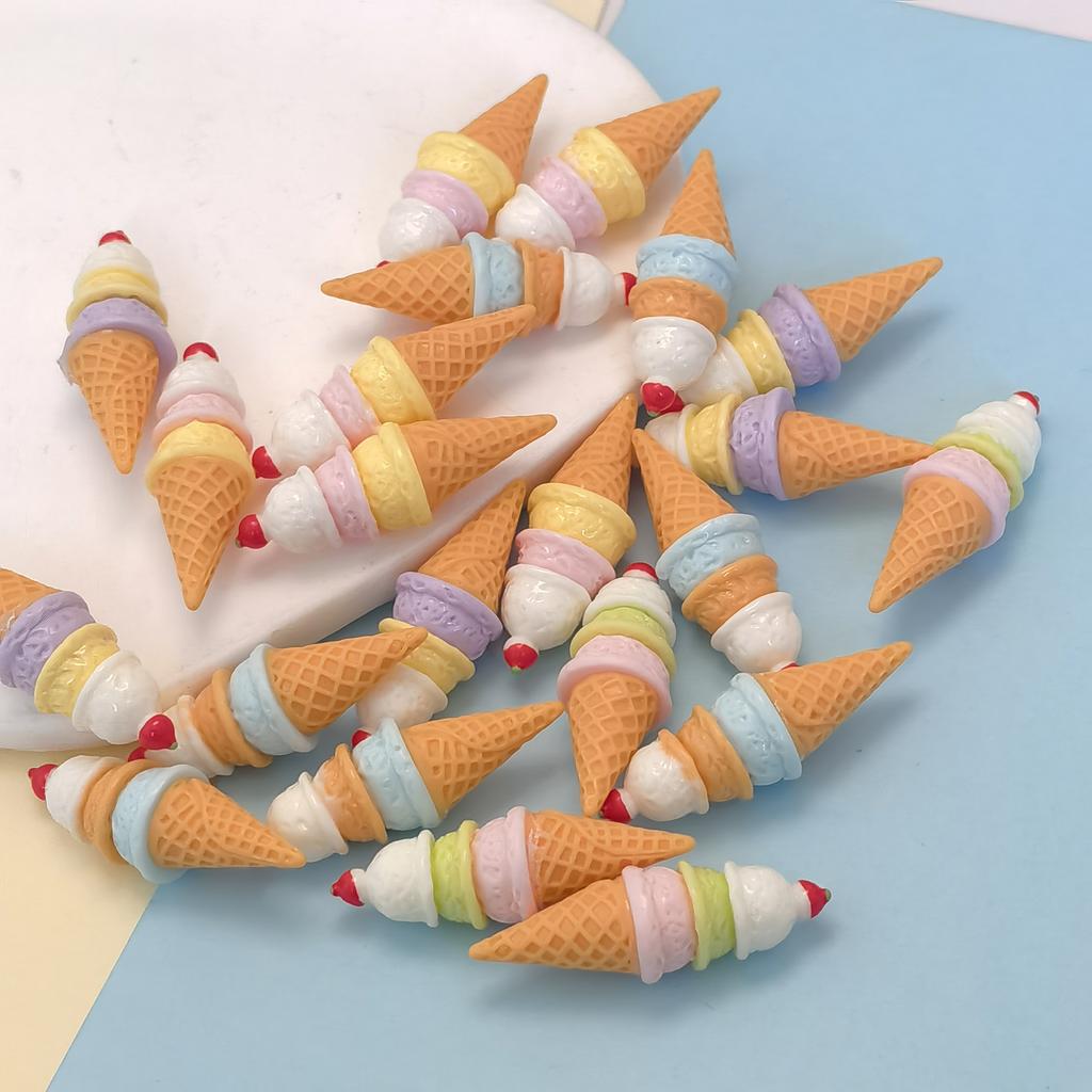 100pcs Mini Simulated Three-layer Ice Cream Cone Ice Cream Resin Crafts Doll House Miniatures Decoration Doll Accessory