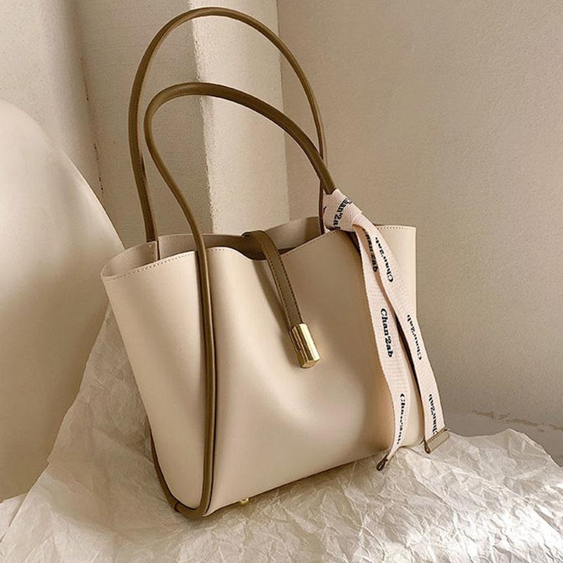 Versatile Armpit Bag Bucket Bag Women's Large Capacity Backpack Vintage Handbag Autumn and Winter